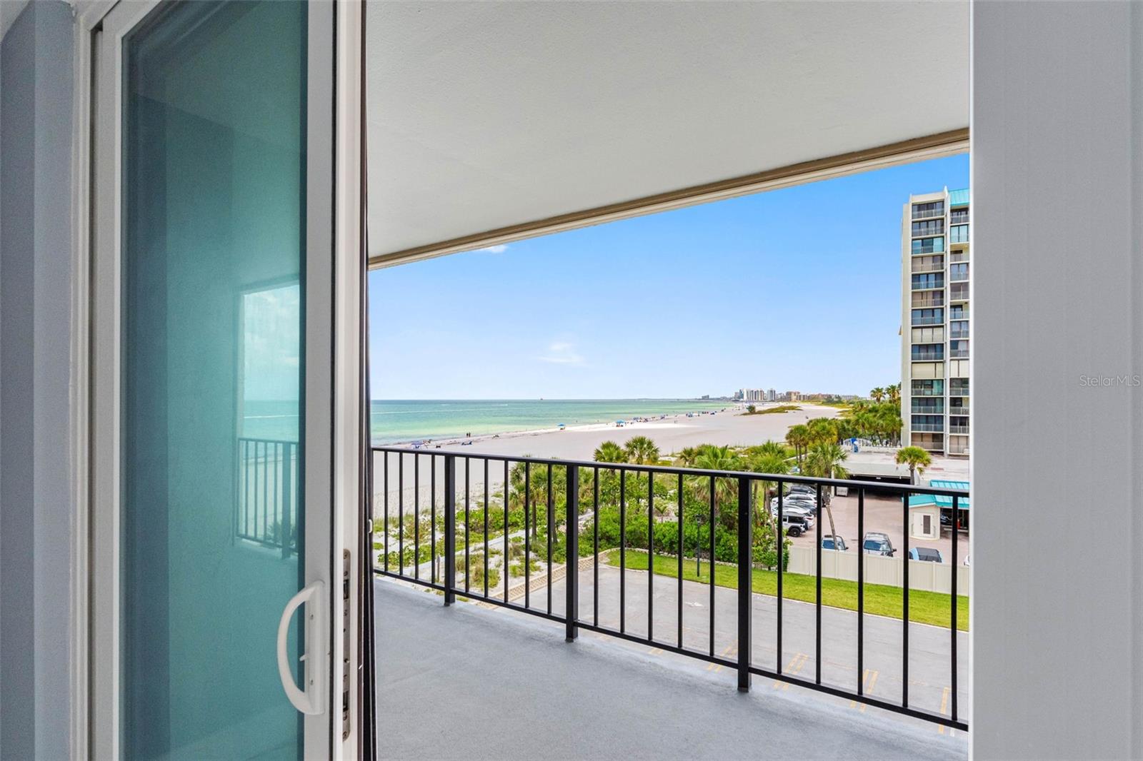 1400 GULF BLVD #409 — photo 31
