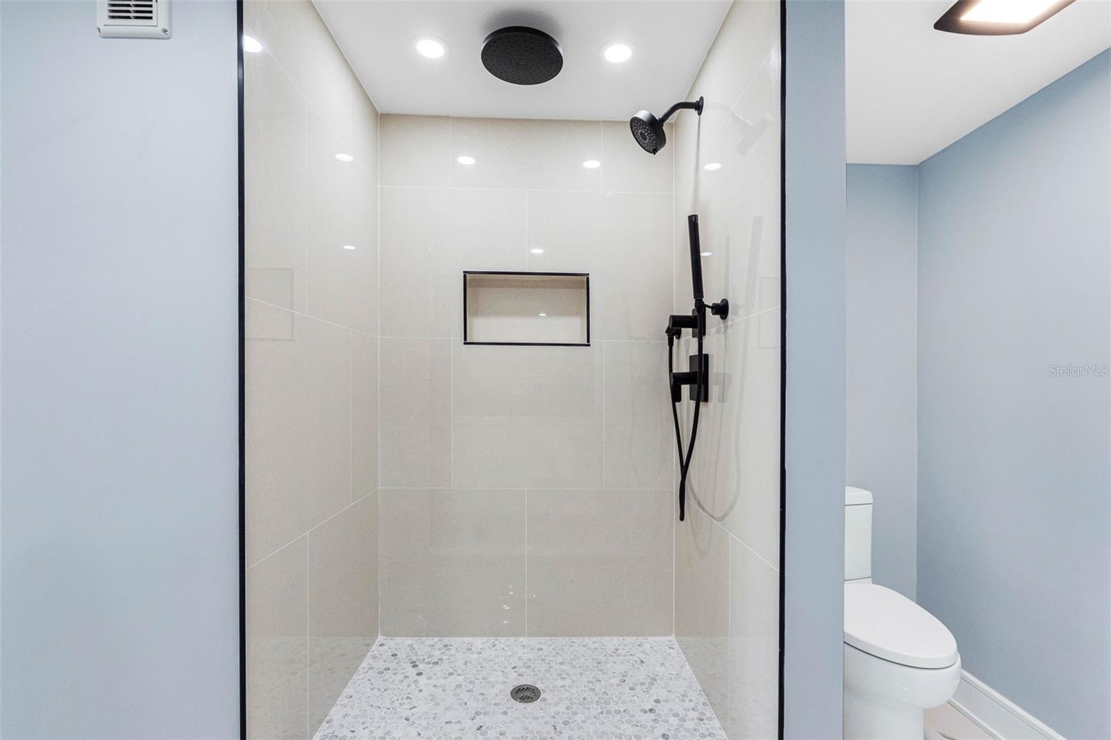 1400 GULF BLVD #409 — photo 43