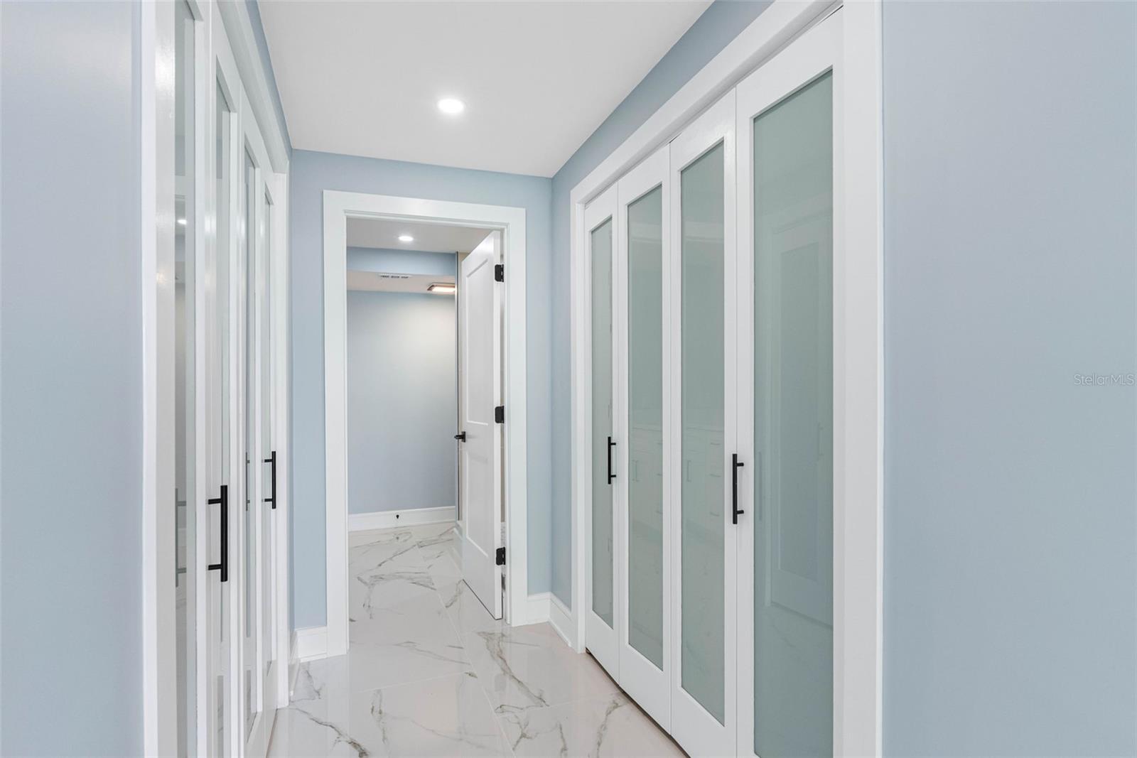 1400 GULF BLVD #409 — photo 32