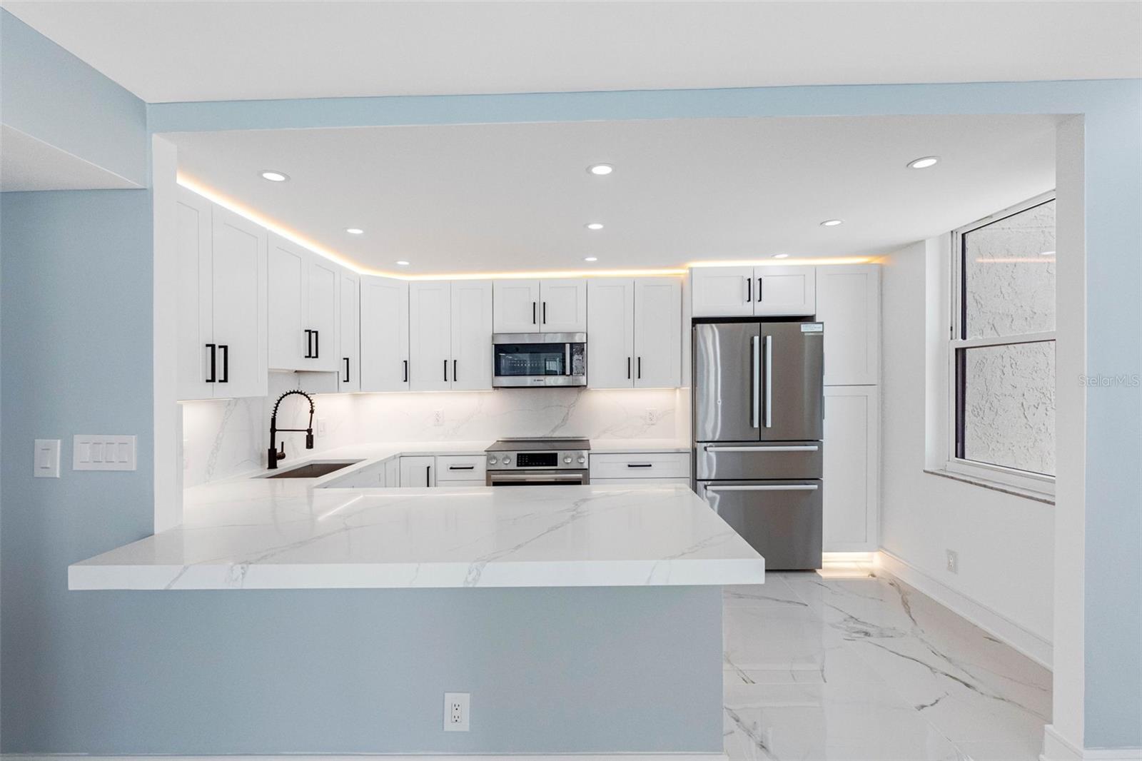 1400 GULF BLVD #409 — photo 10
