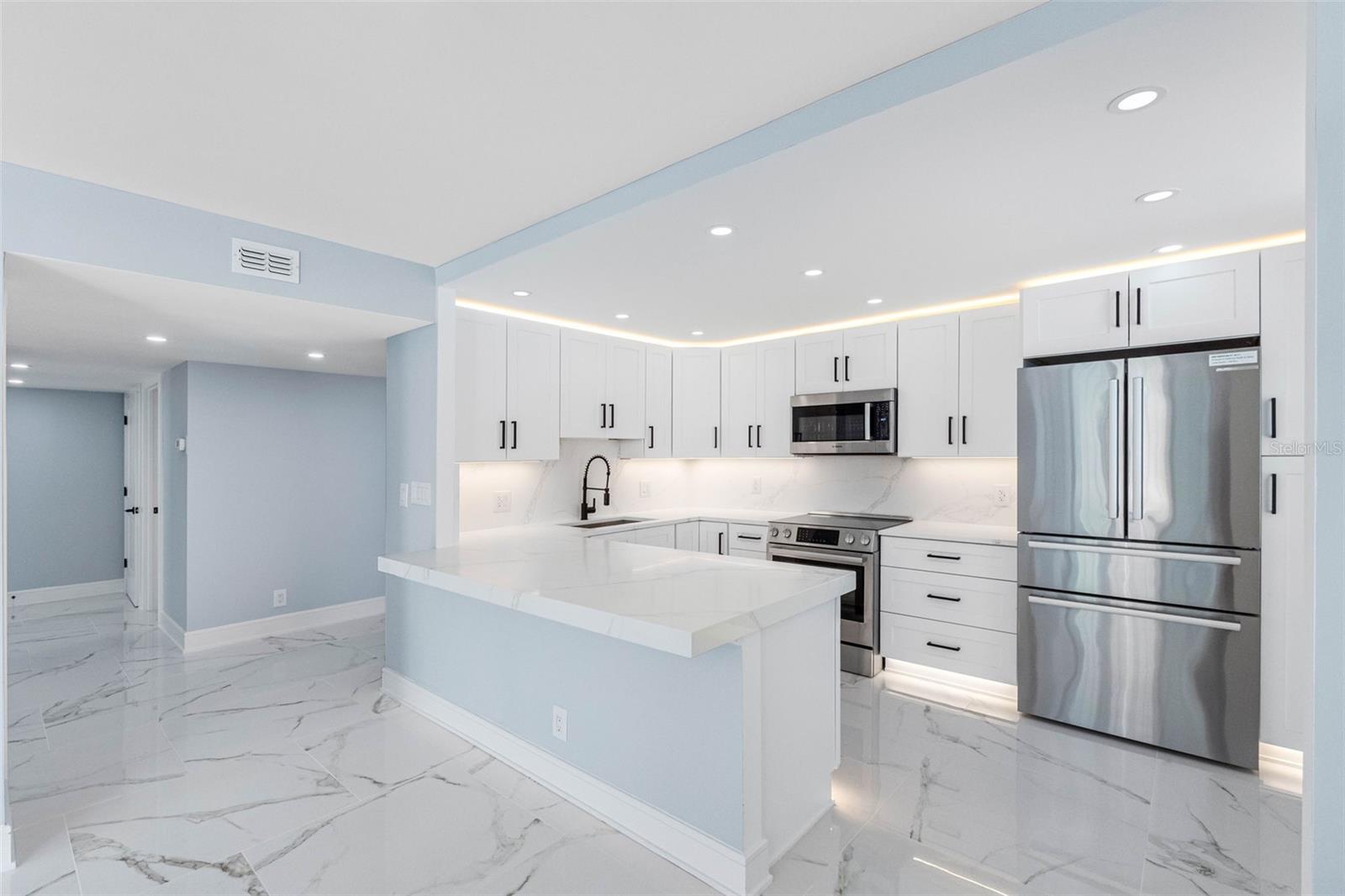1400 GULF BLVD #409 — photo 9