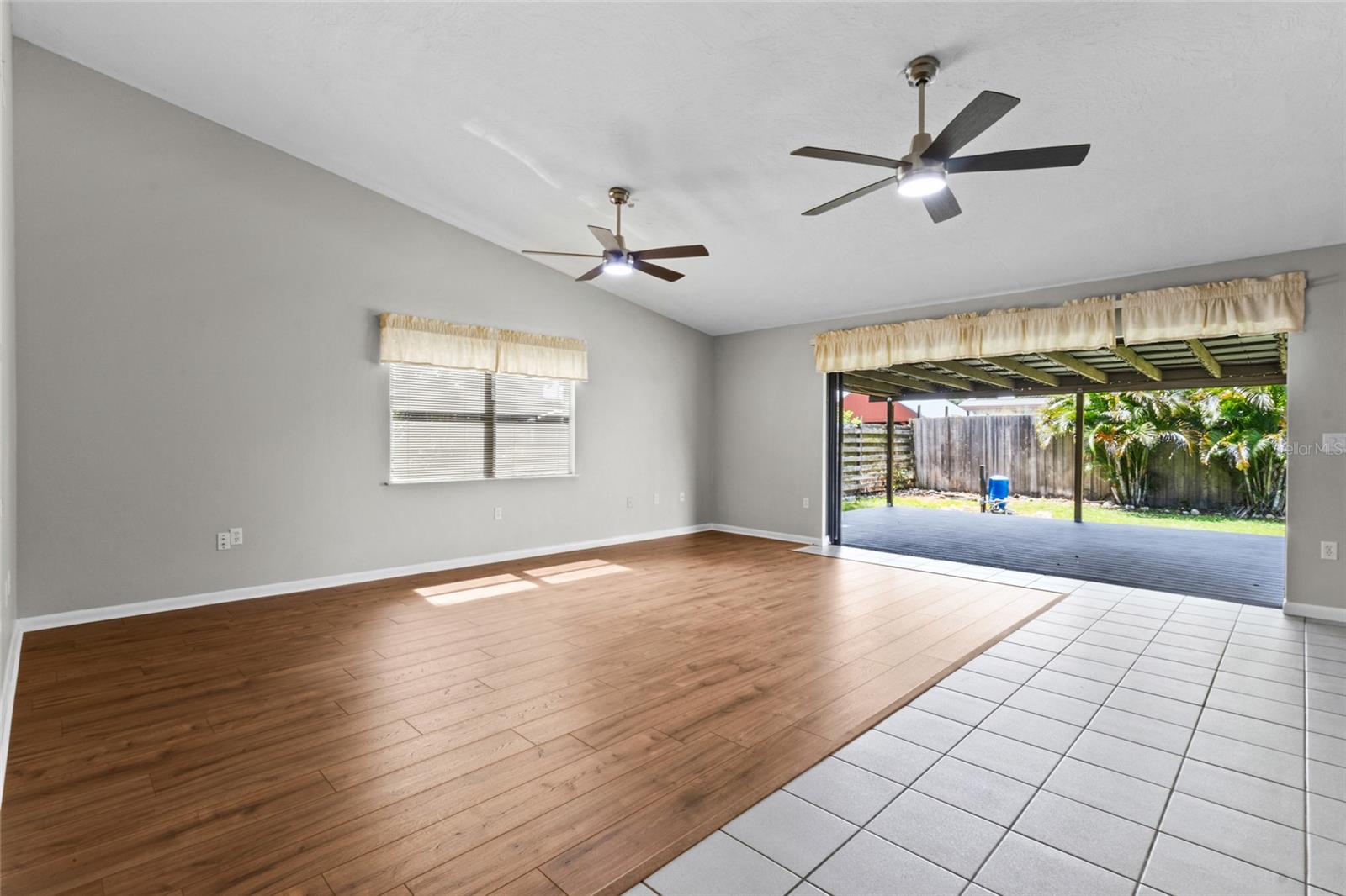 848 GANTT AVE — photo 7