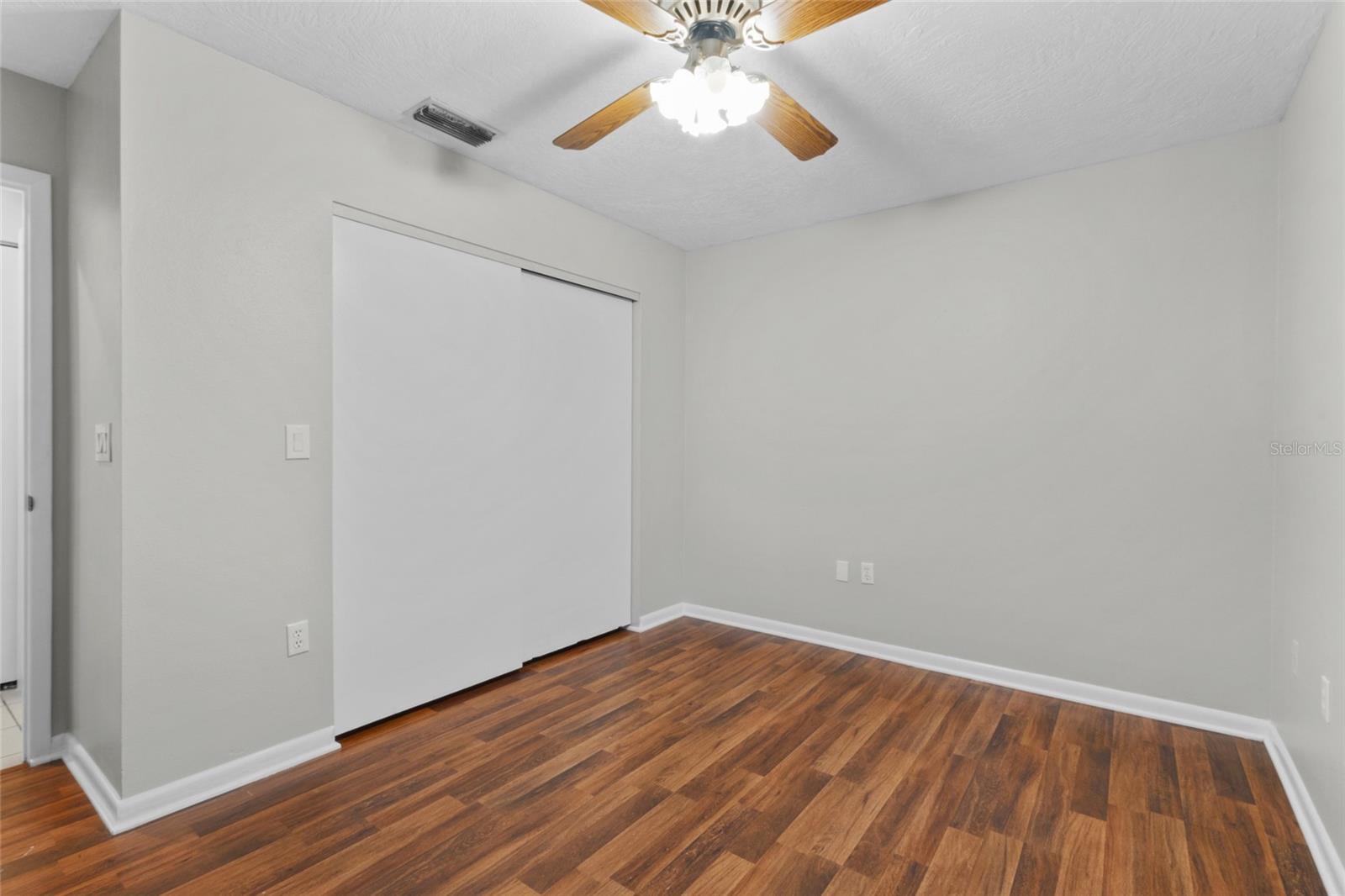848 GANTT AVE — photo 12