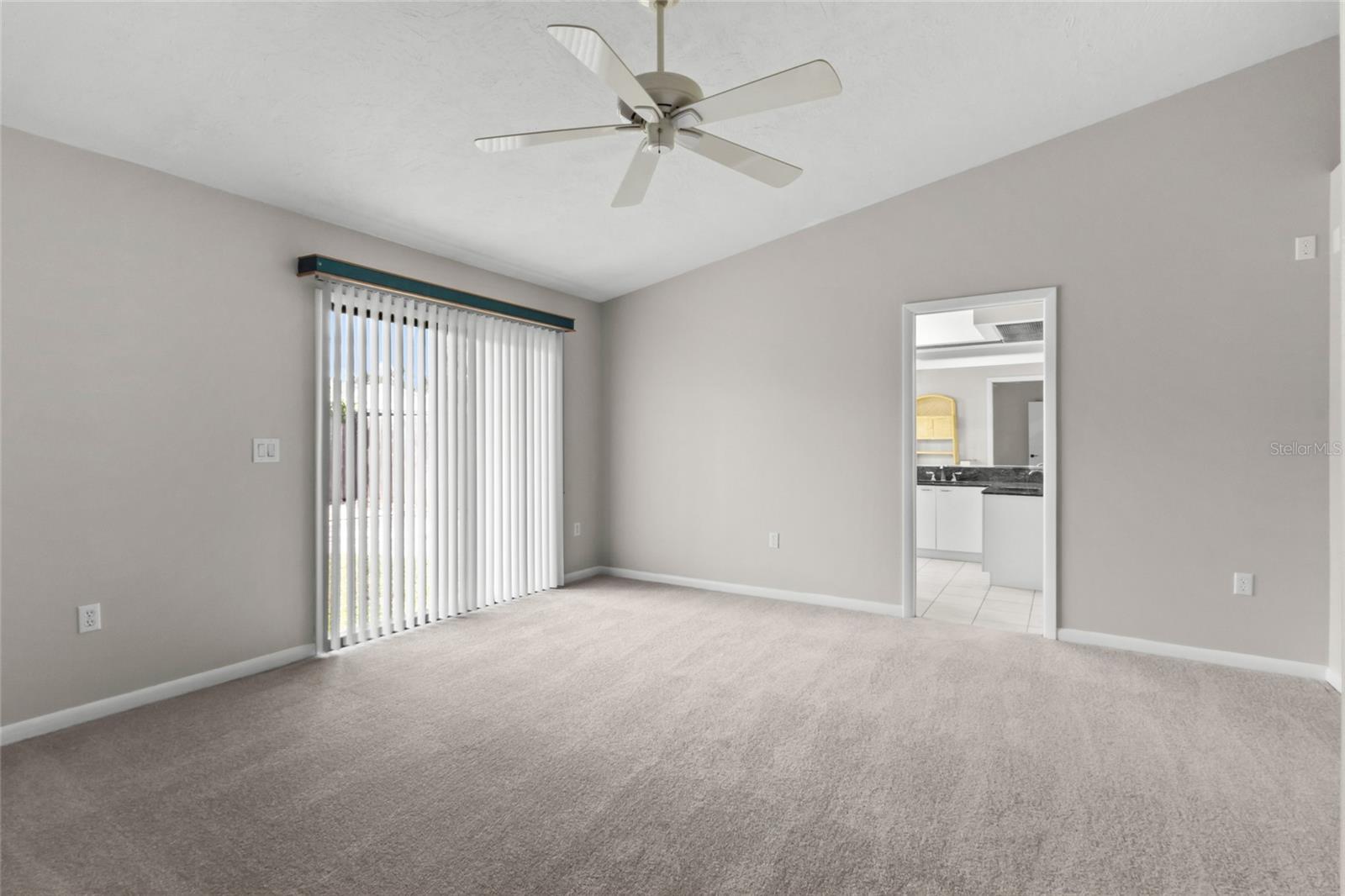 848 GANTT AVE — photo 22