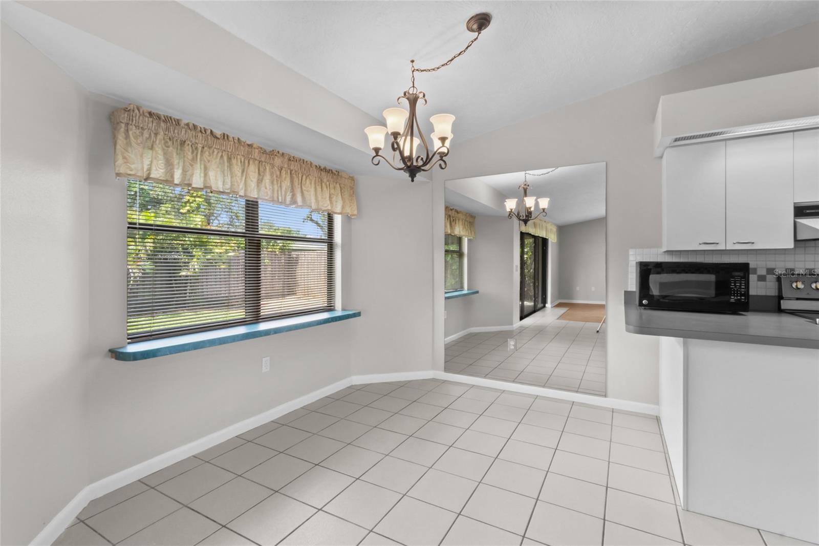 848 GANTT AVE — photo 14