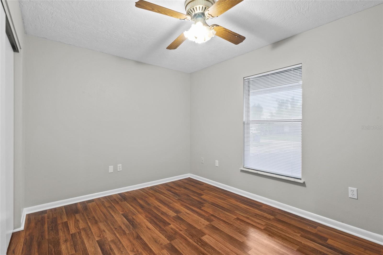 848 GANTT AVE — photo 11