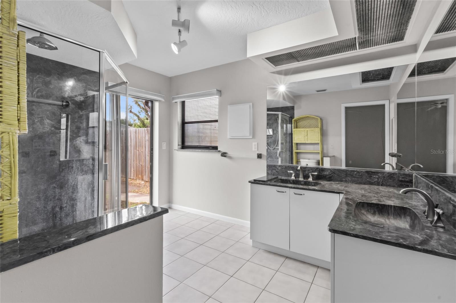 848 GANTT AVE — photo 25