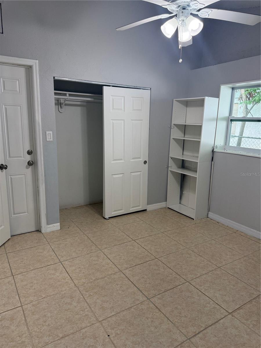 7325 IVANHOE DR — photo 4
