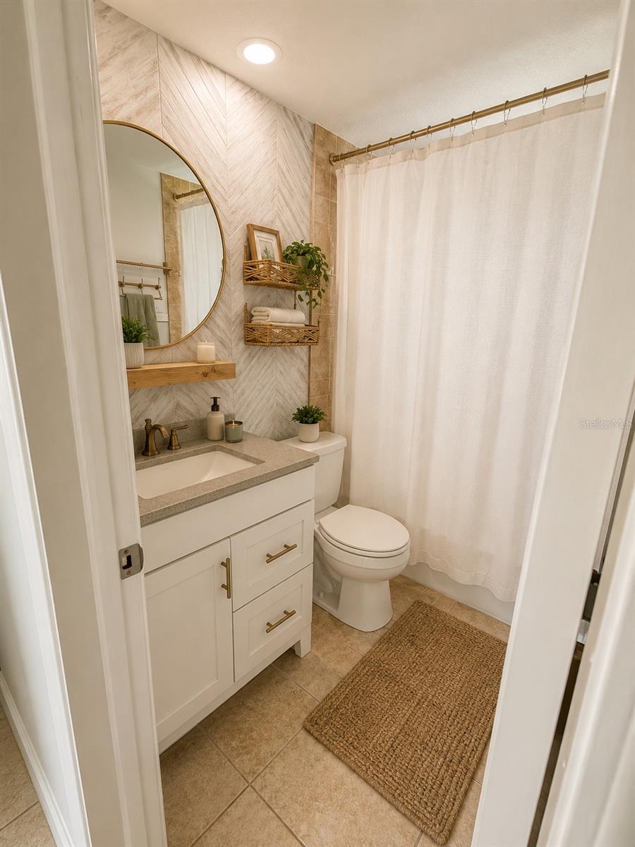 7325 IVANHOE DR — photo 11