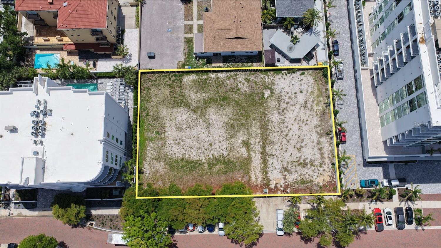 621 GOLDEN GATE PT — photo 19