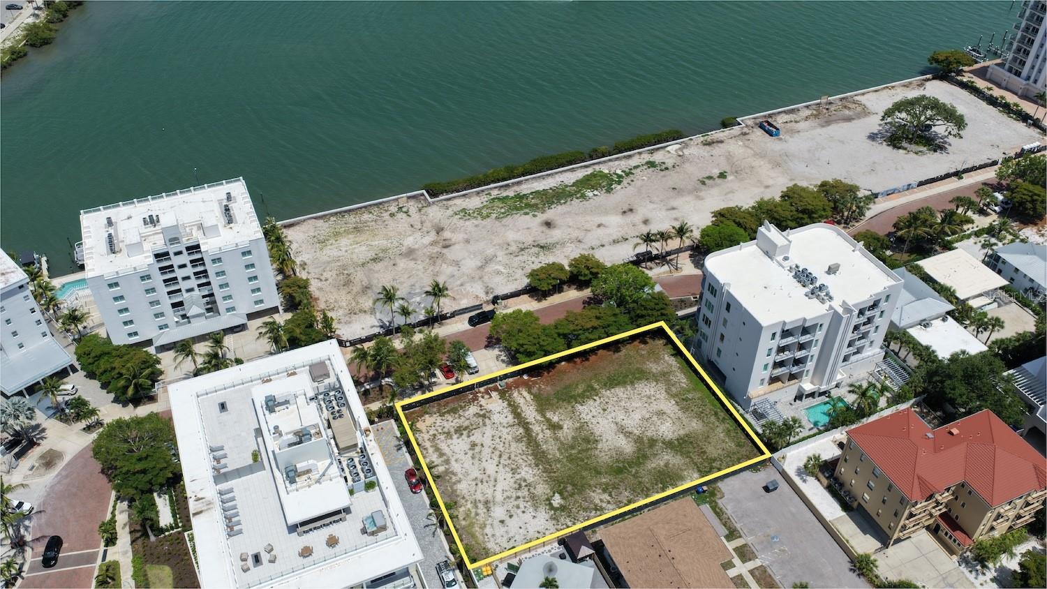 621 GOLDEN GATE PT — photo 14