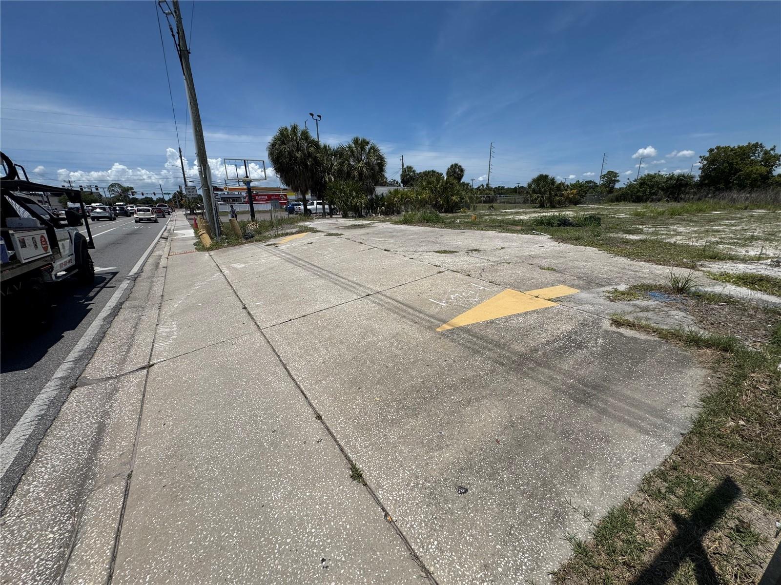 8725 W WATERS AVE — photo 2
