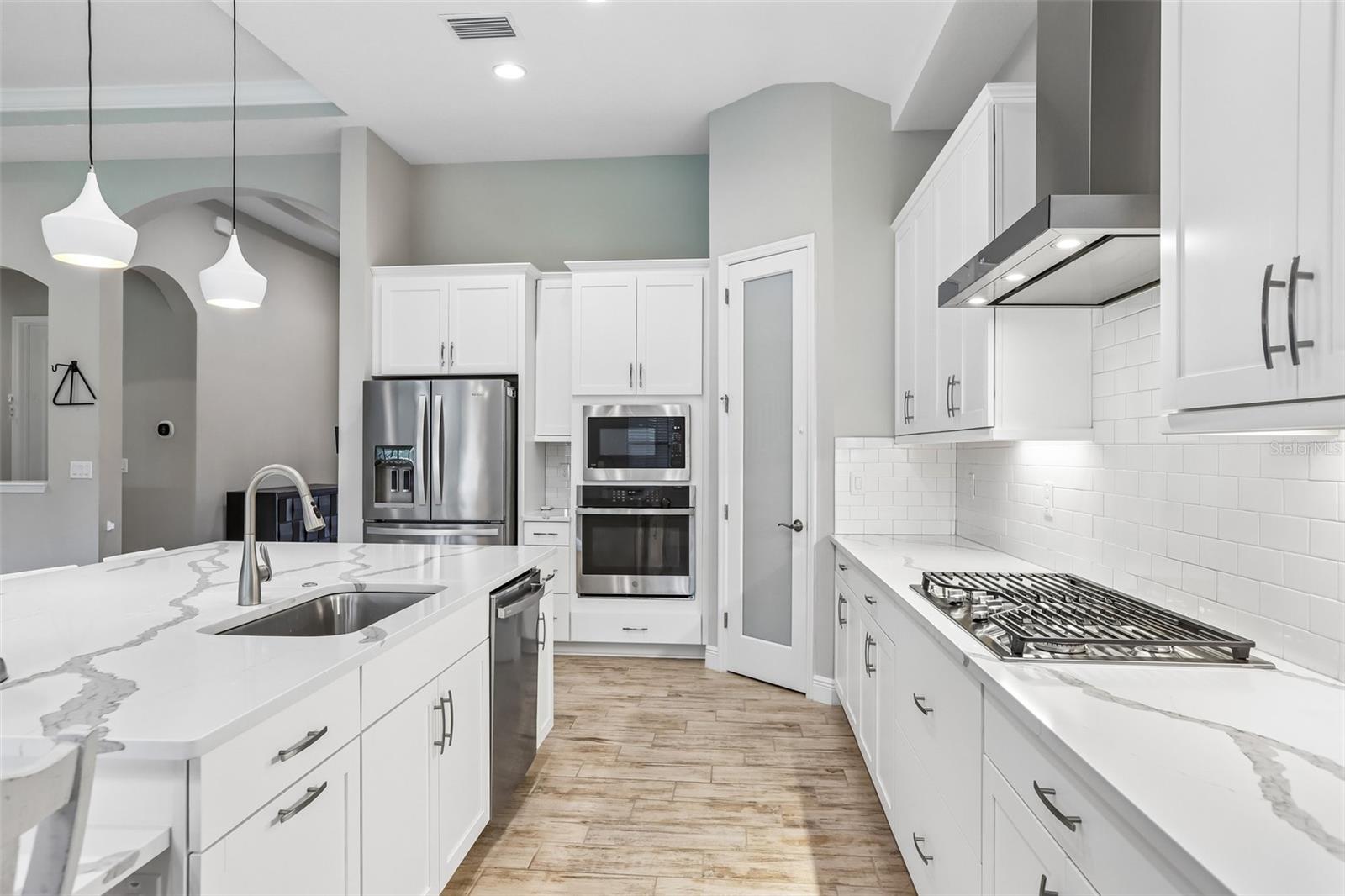14142 SWISS BRIDGE DR — photo 11