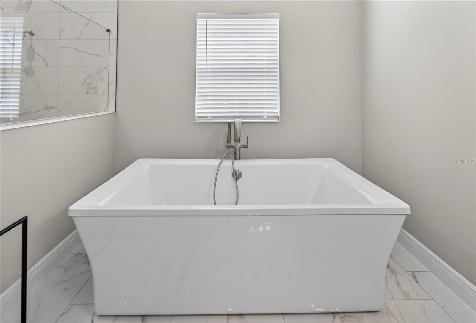 155 SABAL BREEZE CT — photo 40