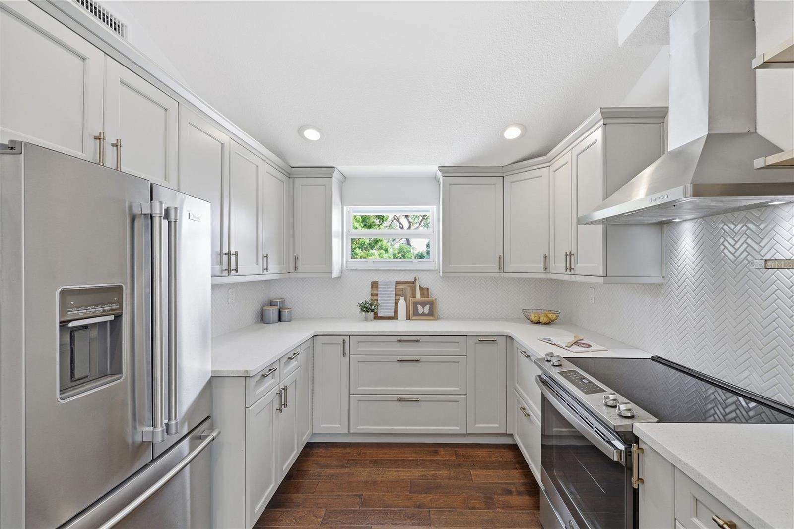 7 GEORGIA AVE — photo 7