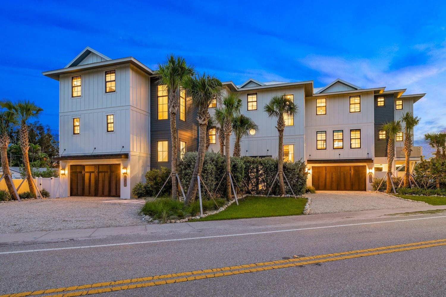 6910 MIDNIGHT PASS RD #B — photo 42