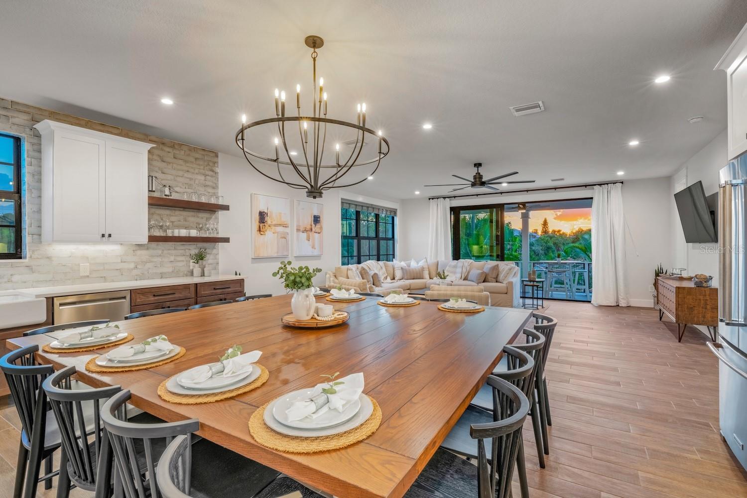 6910 MIDNIGHT PASS RD #B — photo 38