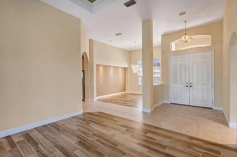 1704 AMBERWYND CIR W — photo 11