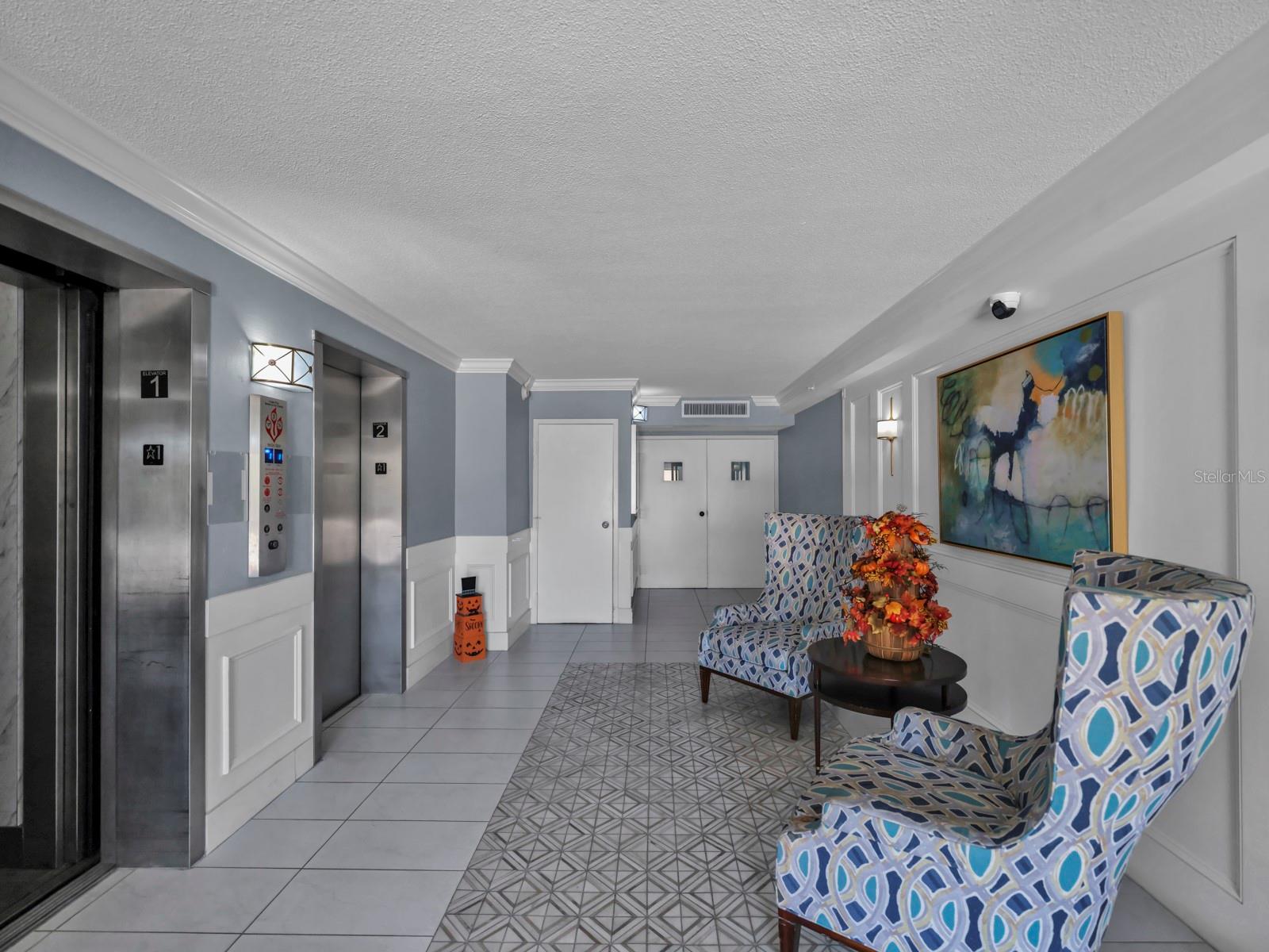 5220 BRITTANY DR S #1501 — photo 7