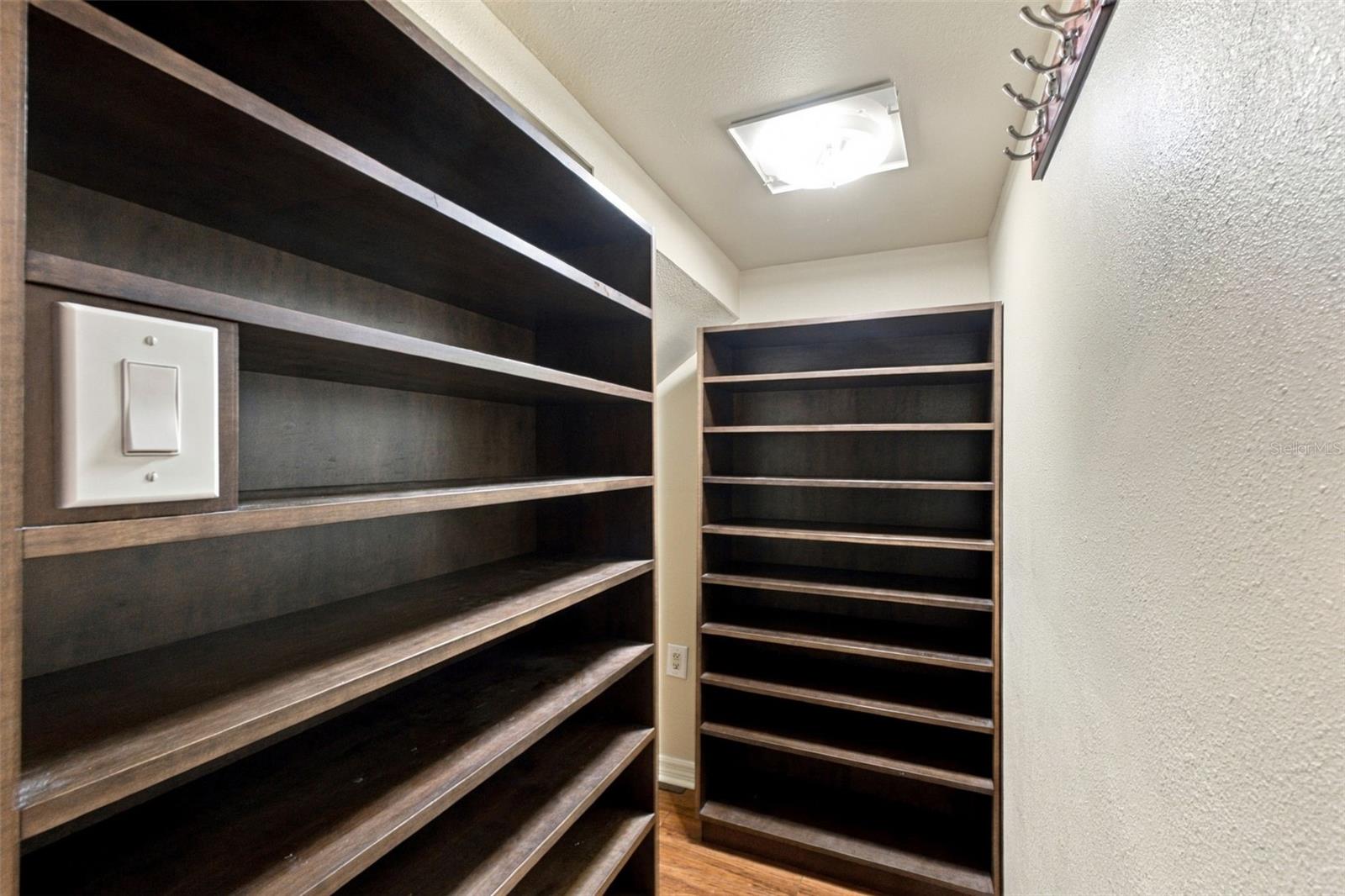3534 DIAZ ST — photo 18
