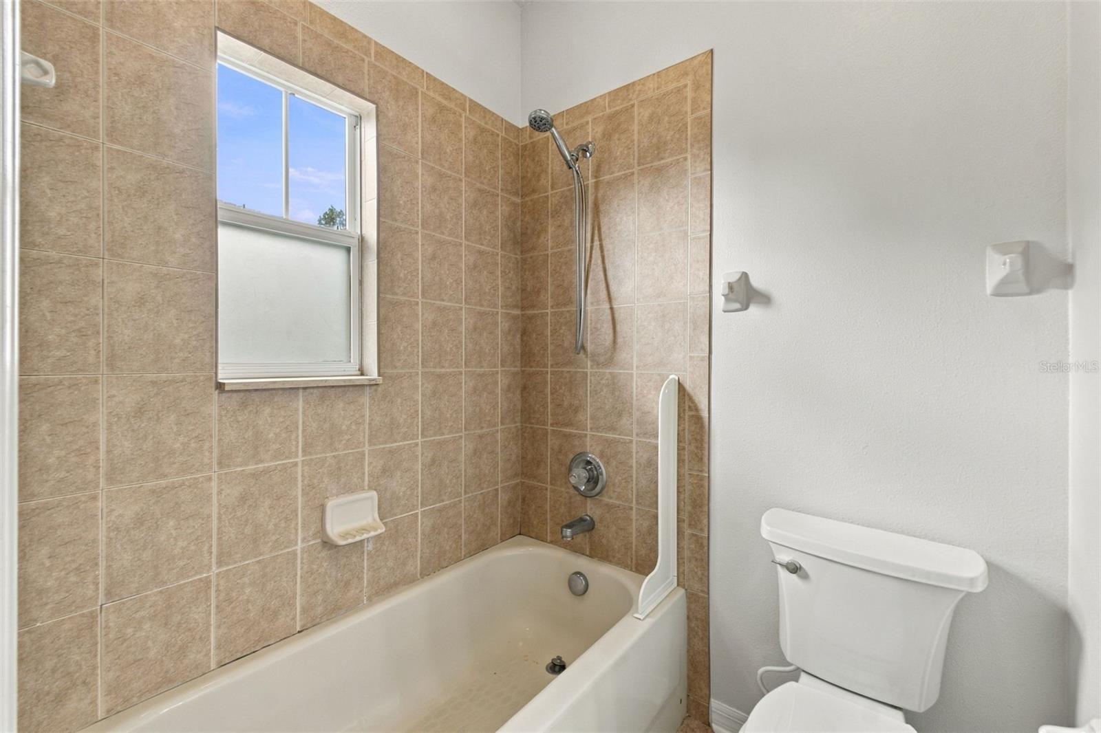 3534 DIAZ ST — photo 36