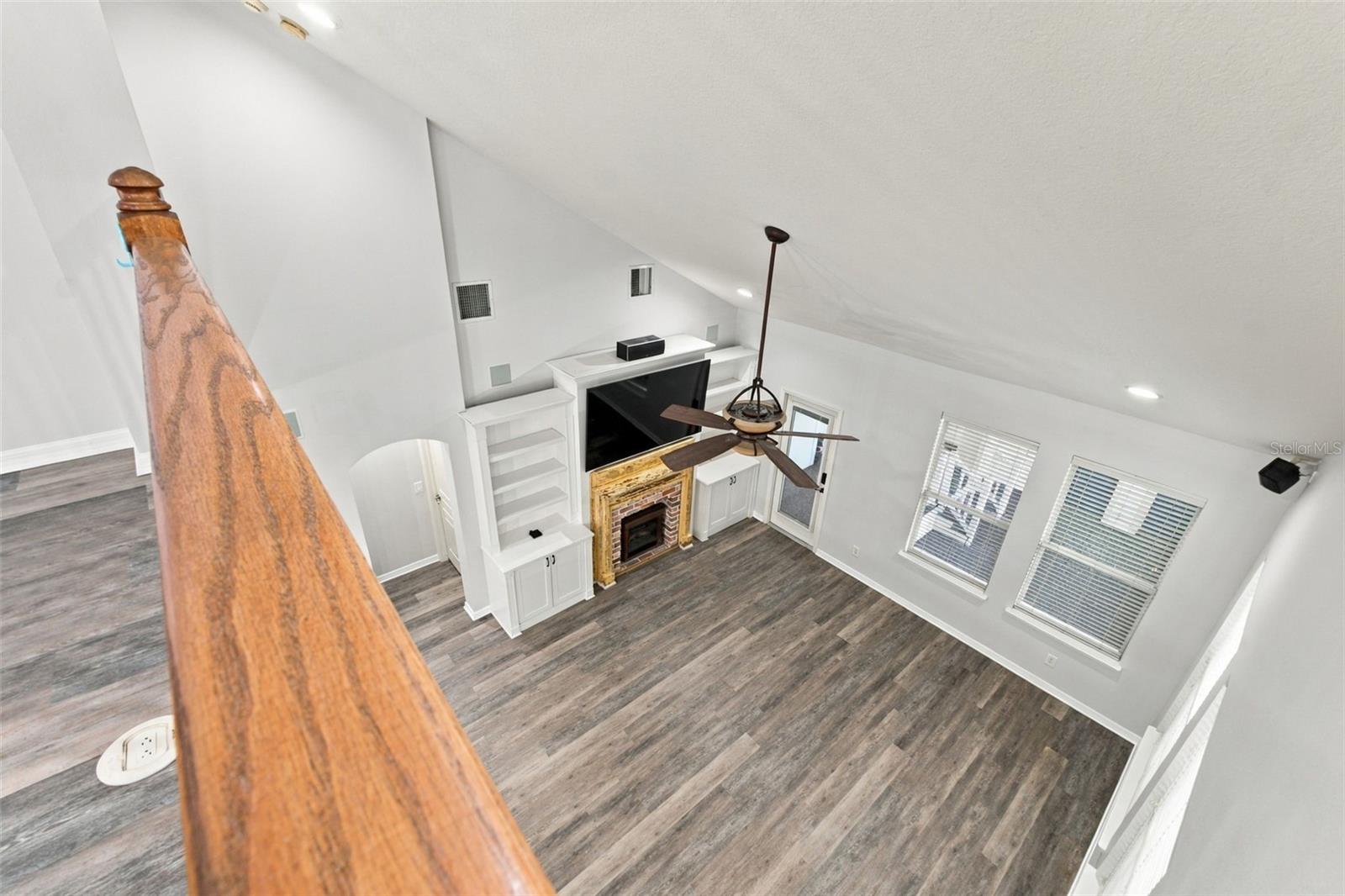 3534 DIAZ ST — photo 29