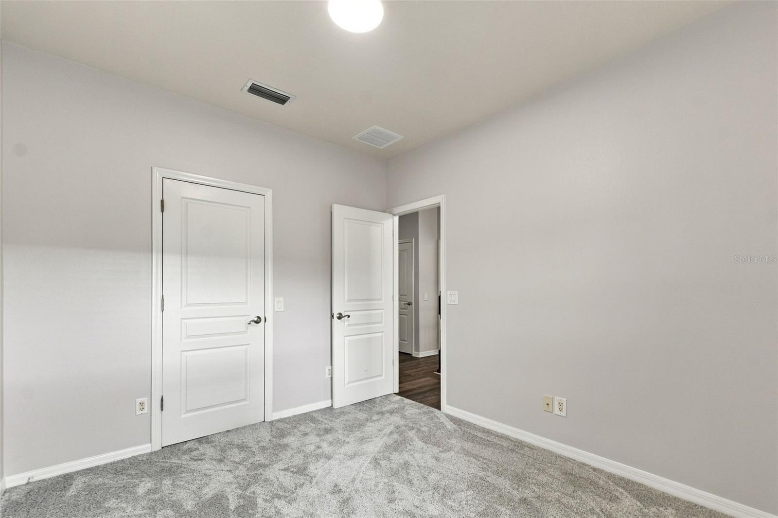 3534 DIAZ ST — photo 39