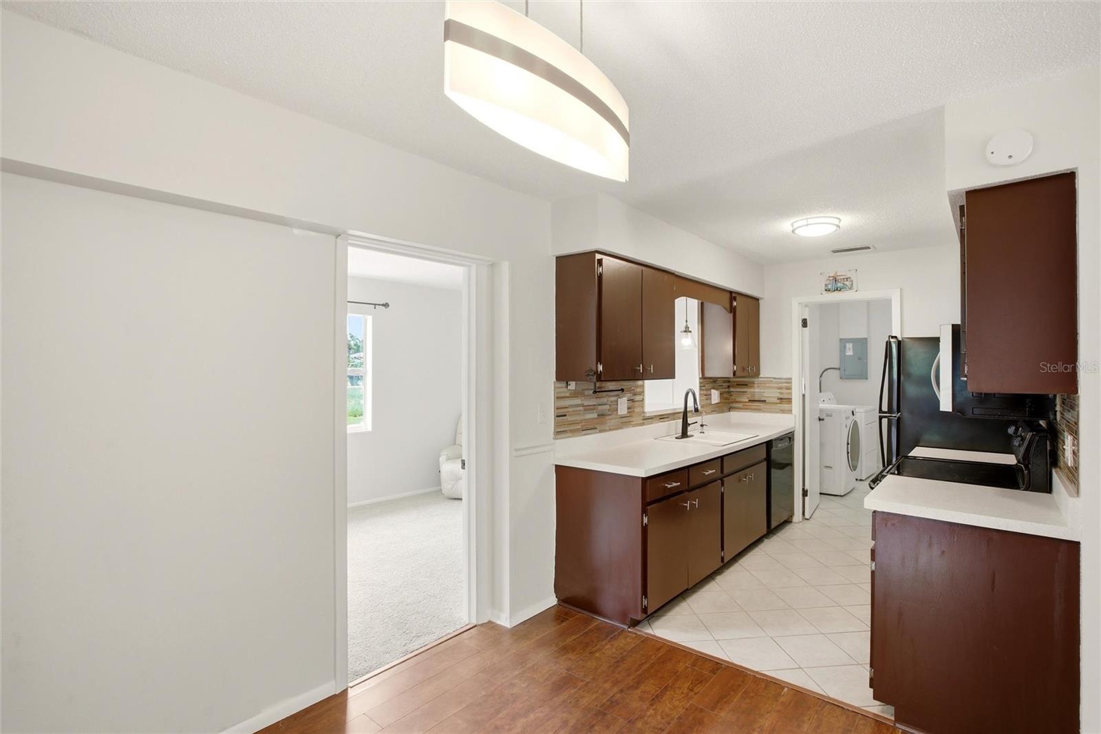 213 GRANADA BLVD — photo 8