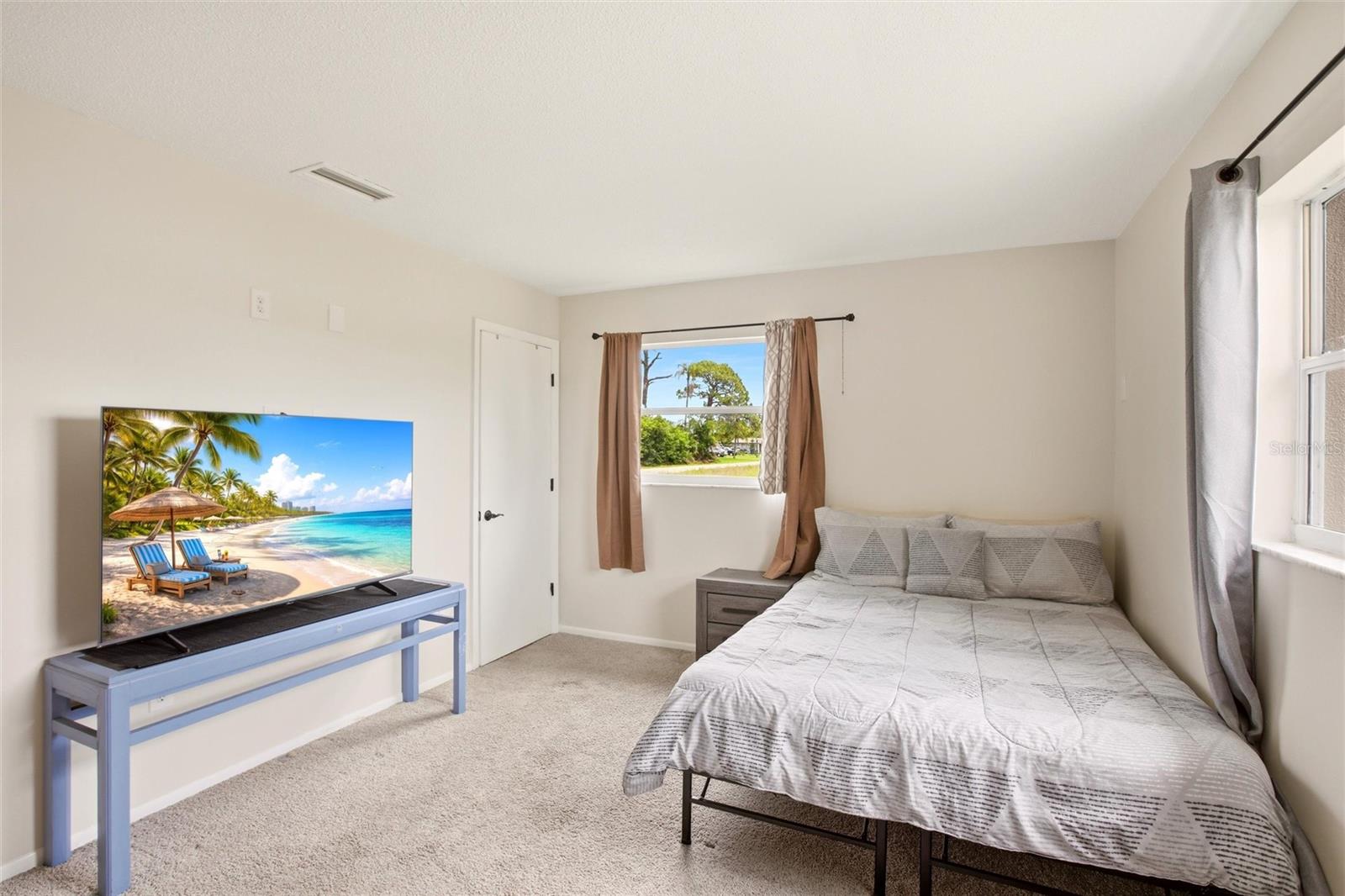 213 GRANADA BLVD — photo 16