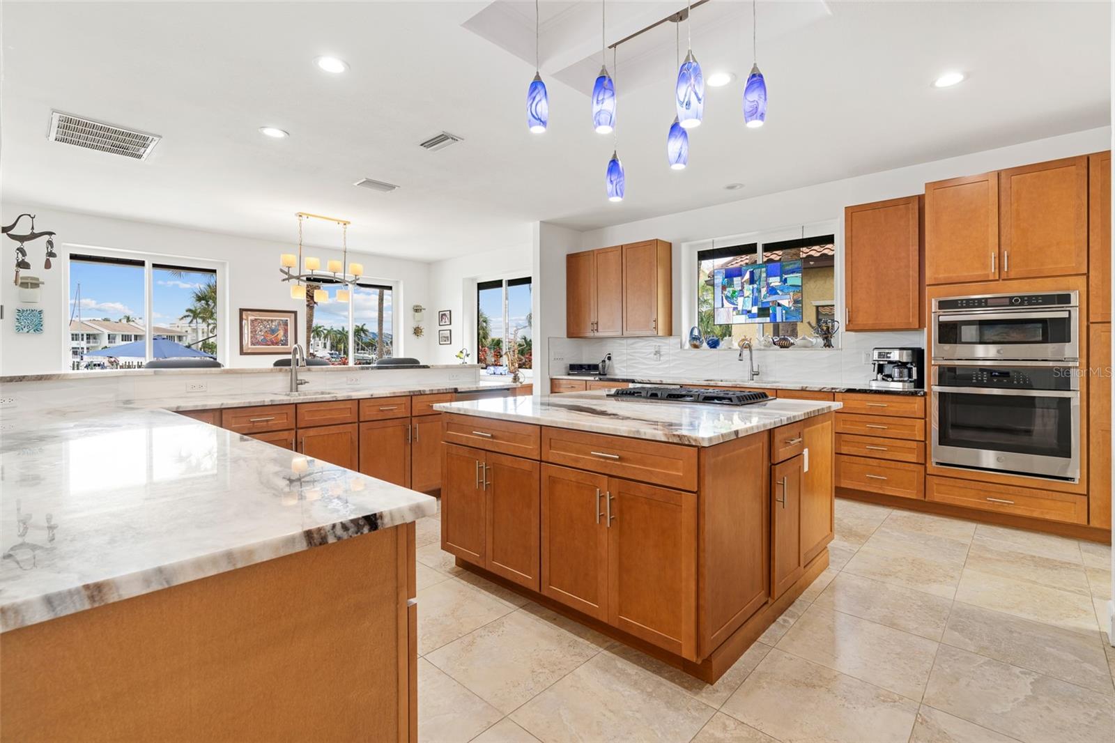 833 PONCE DE LEON DR — photo 18