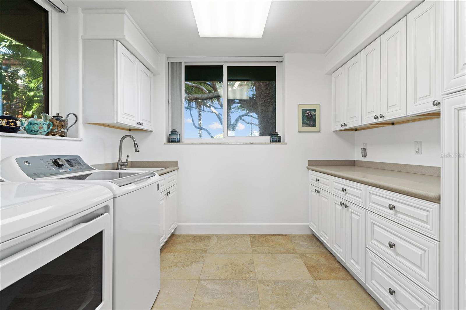 833 PONCE DE LEON DR — photo 52