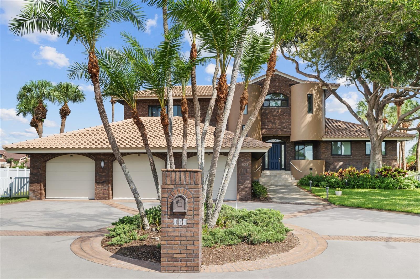 833 PONCE DE LEON DR — photo 4