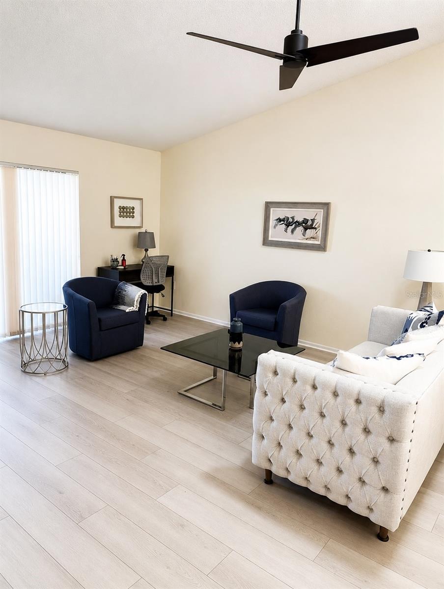 1211 CAPRI ISLES BLVD #122 — photo 4