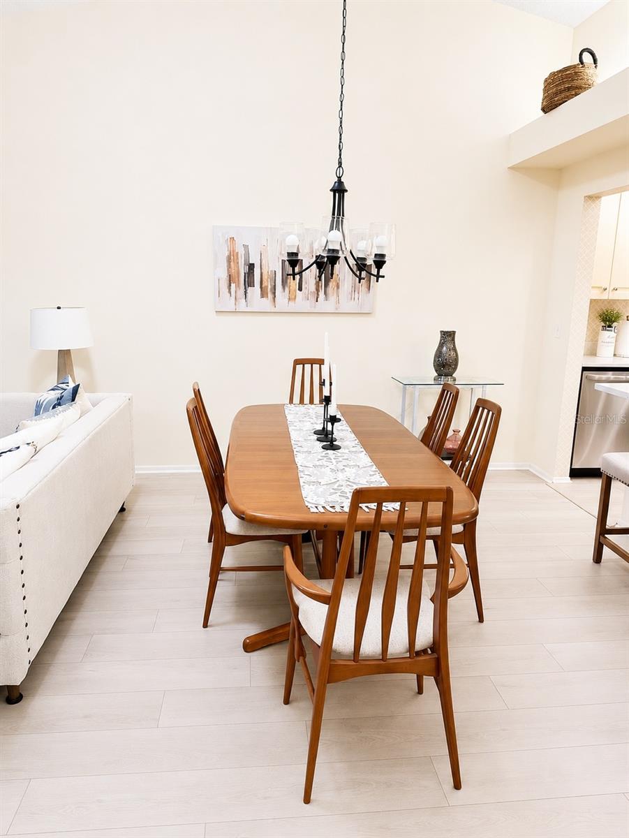 1211 CAPRI ISLES BLVD #122 — photo 8