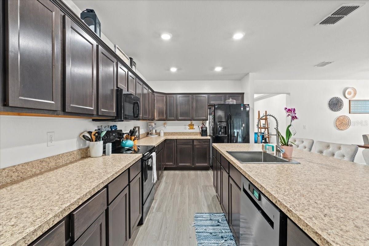 3476 BREWSTER RD — photo 30