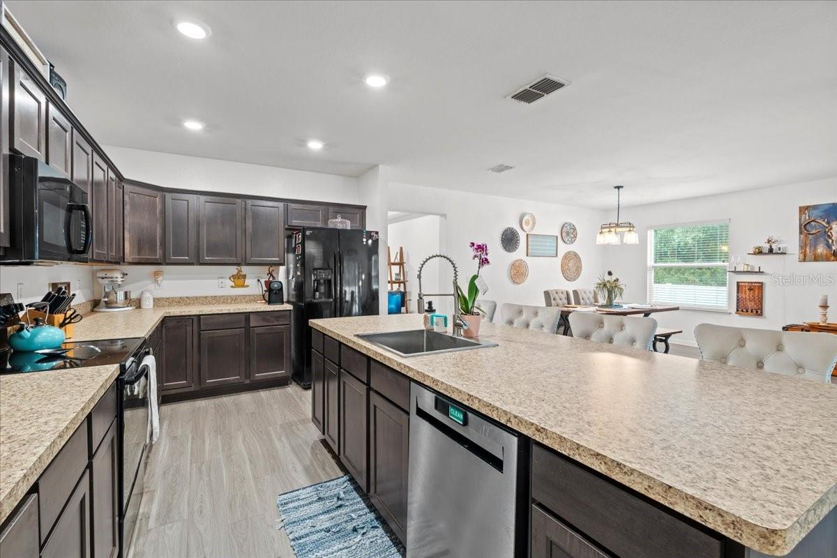 3476 BREWSTER RD — photo 31