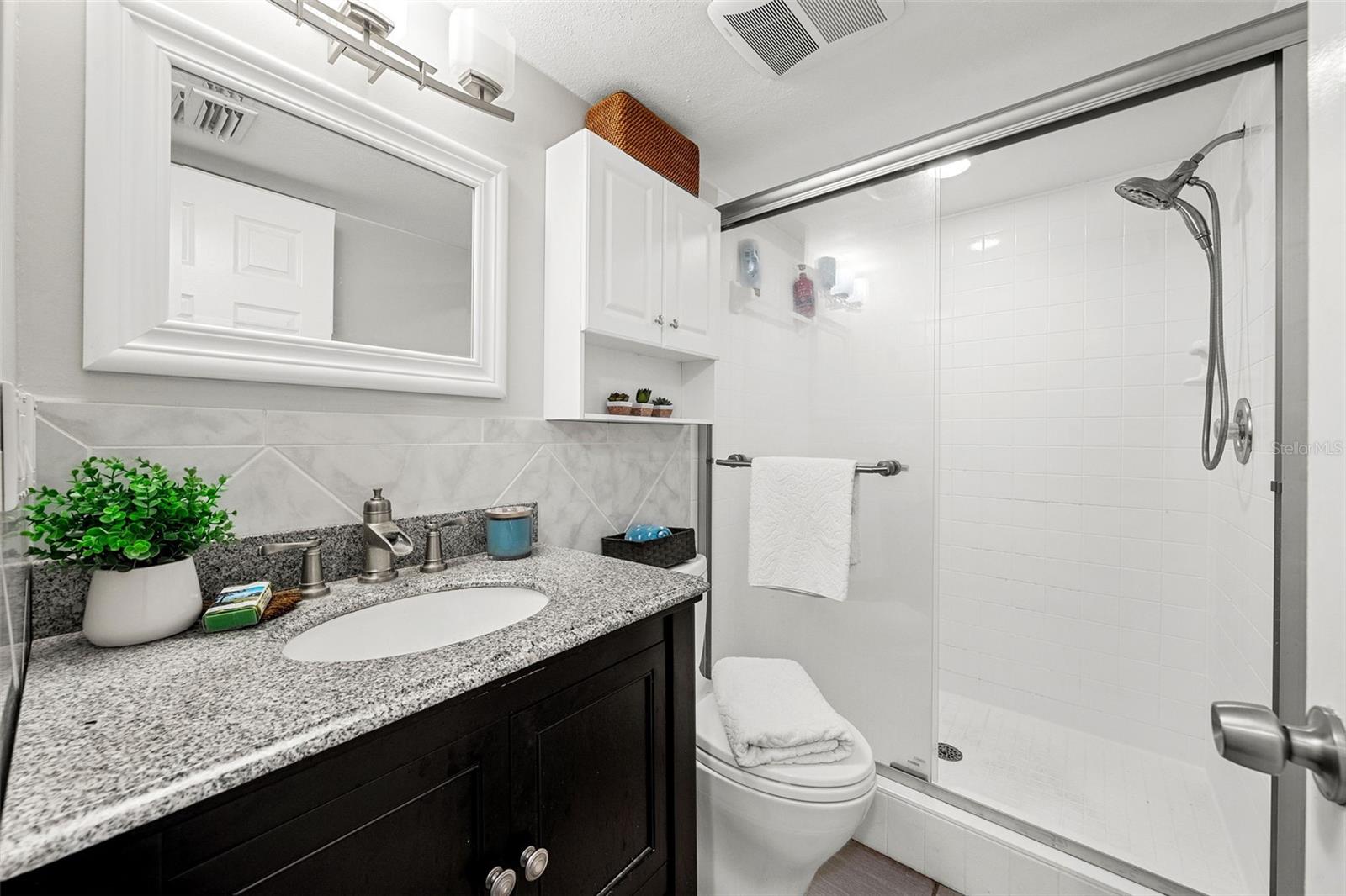 13770 MARSEILLES CT — photo 16