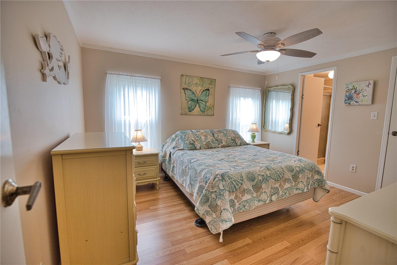 632 LA JOLLA CIR — photo 16