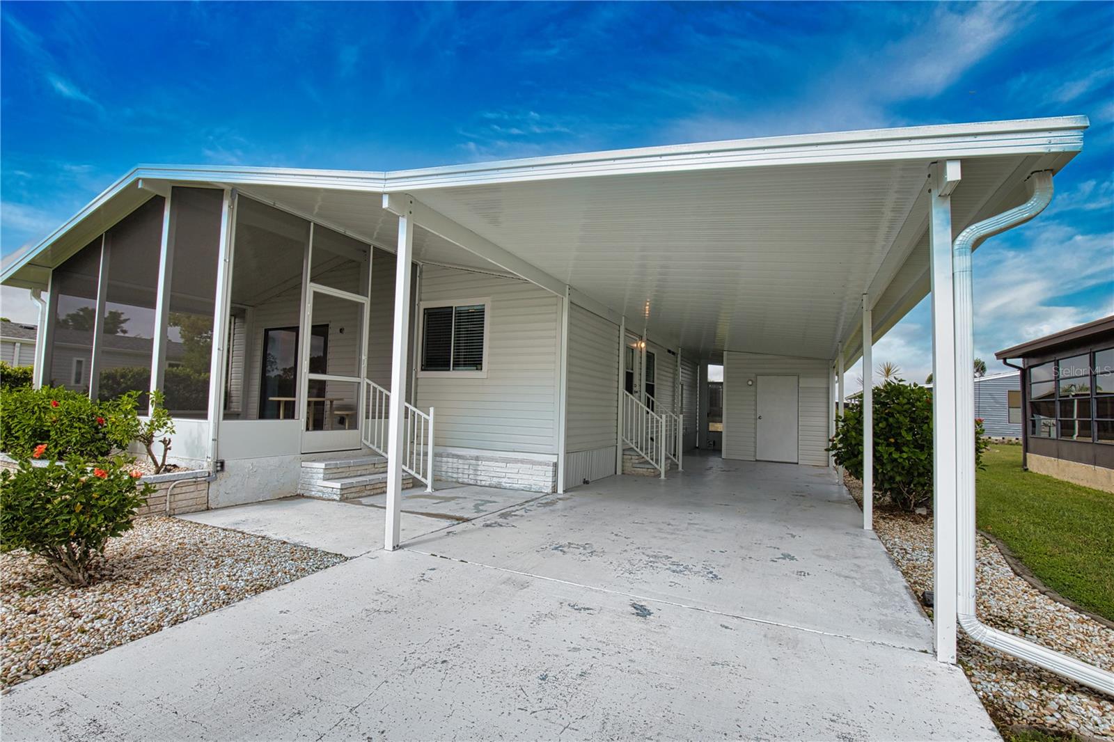 632 LA JOLLA CIR — photo 35