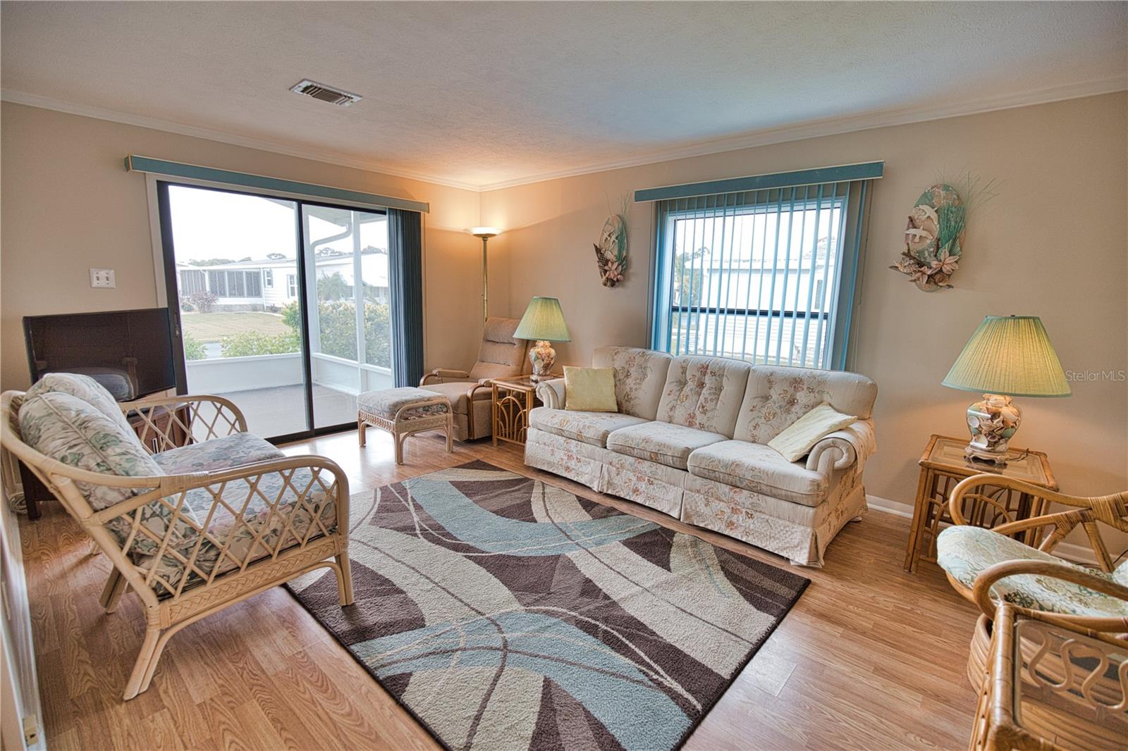 632 LA JOLLA CIR — photo 13