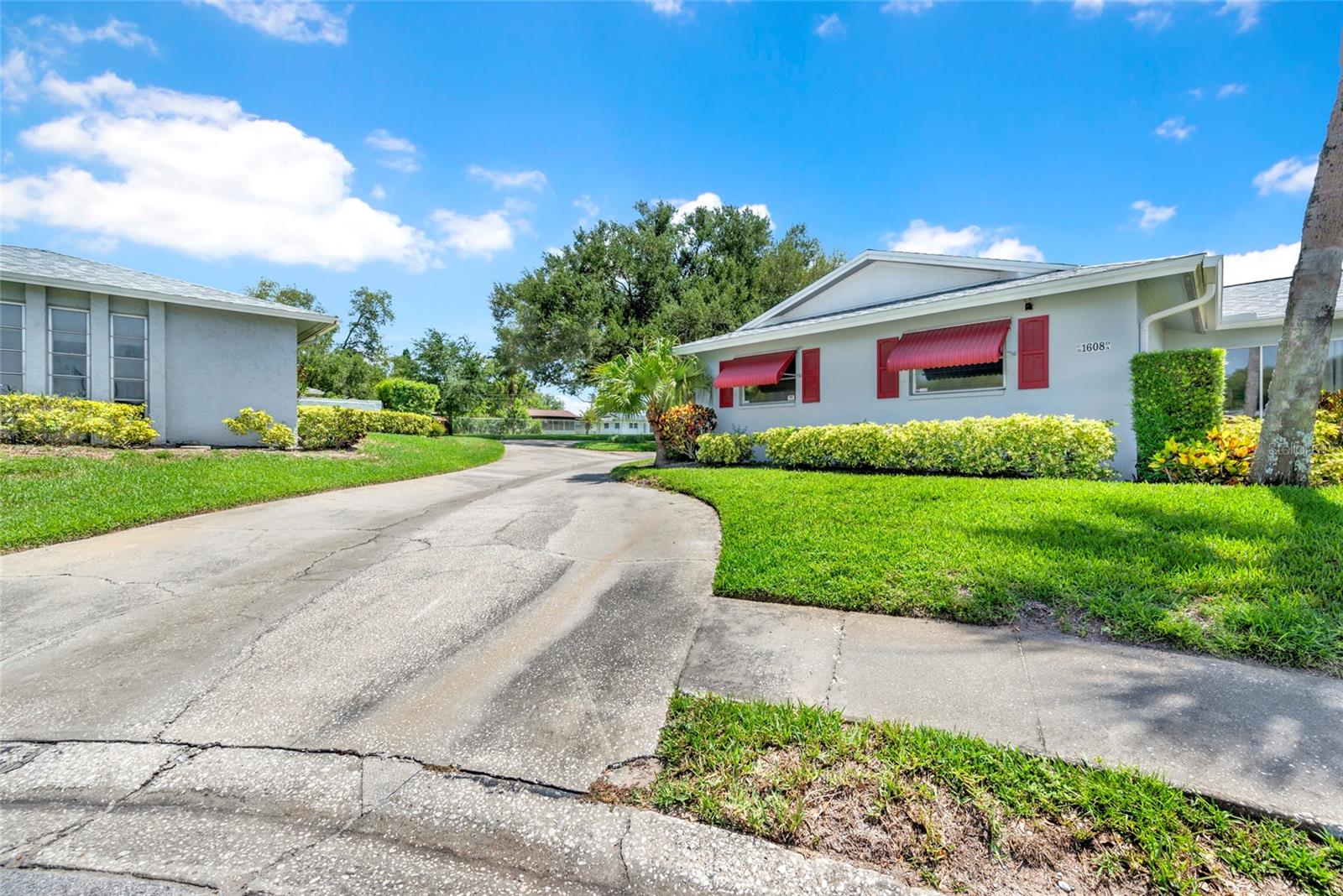 1608 WHITEBRIDGE DR #B — photo 2