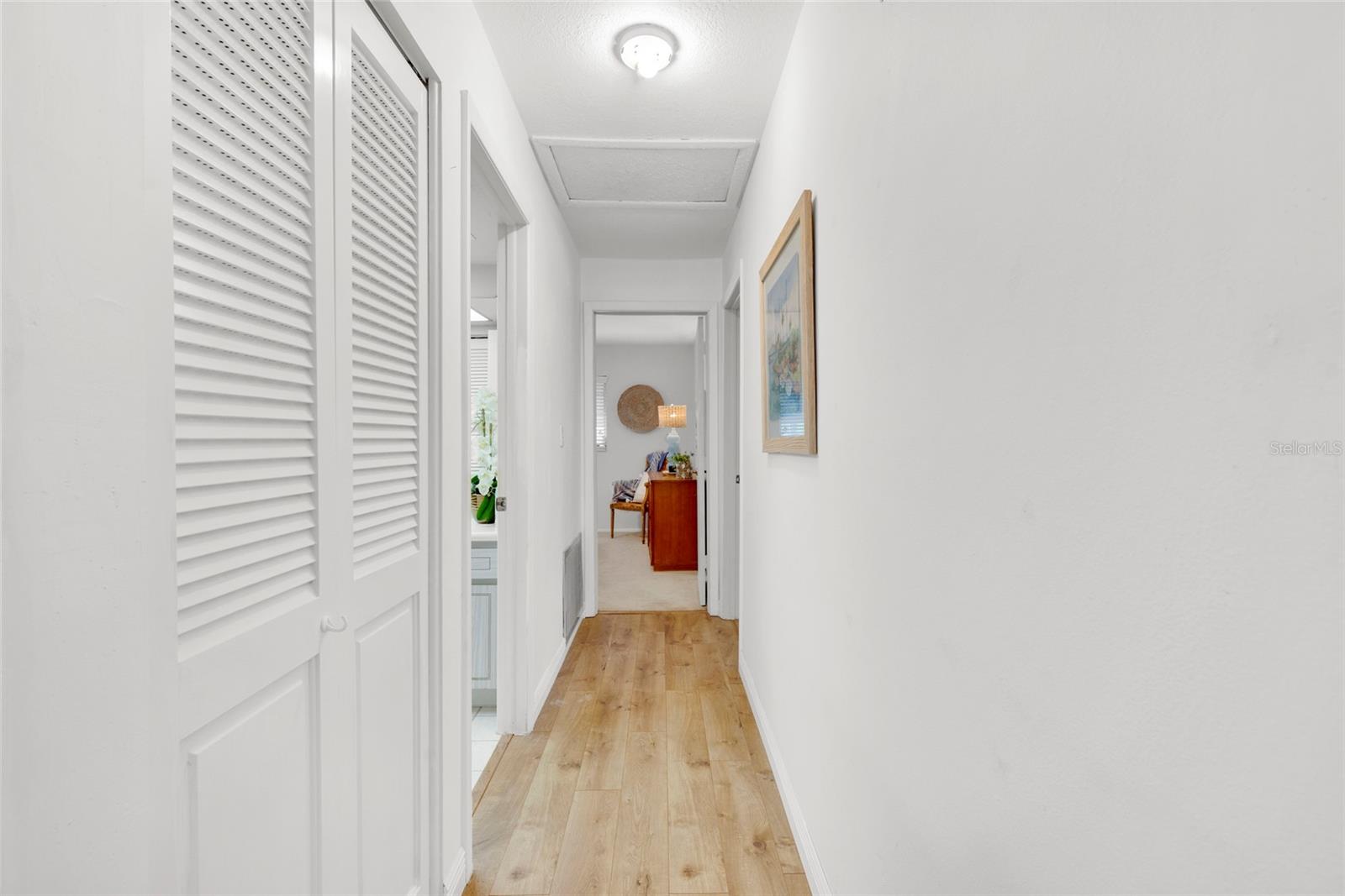 1608 WHITEBRIDGE DR #B — photo 16