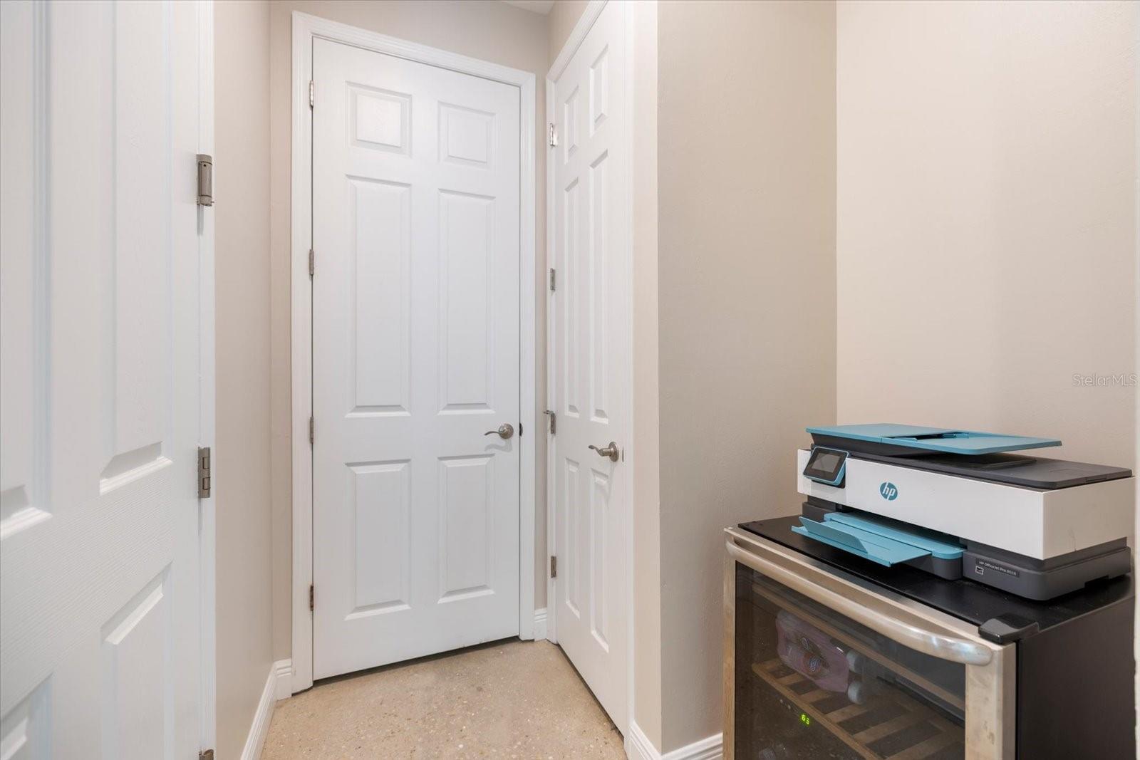 191 MARAVIYA BLVD — photo 24