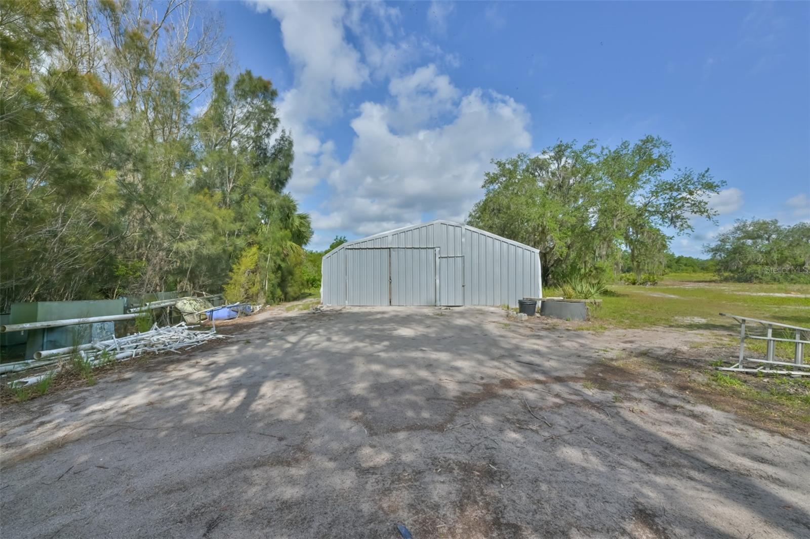 14451 HIGHLAND RD — photo 40