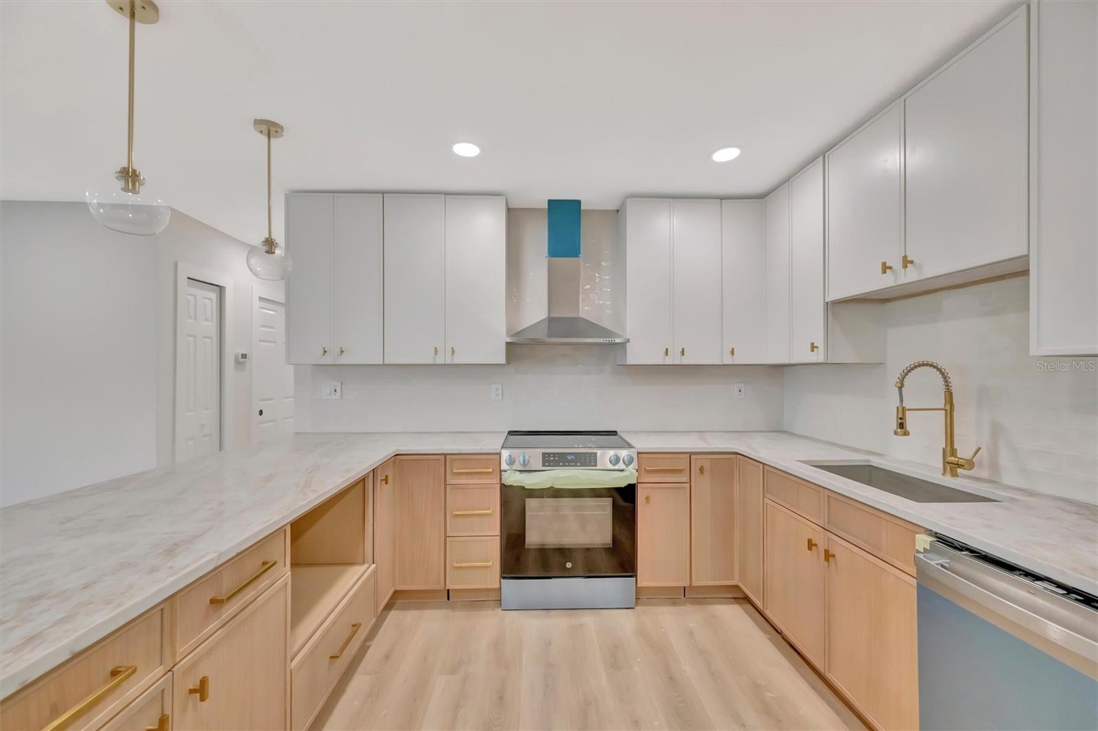 2705 SUNNYSIDE ST — photo 7