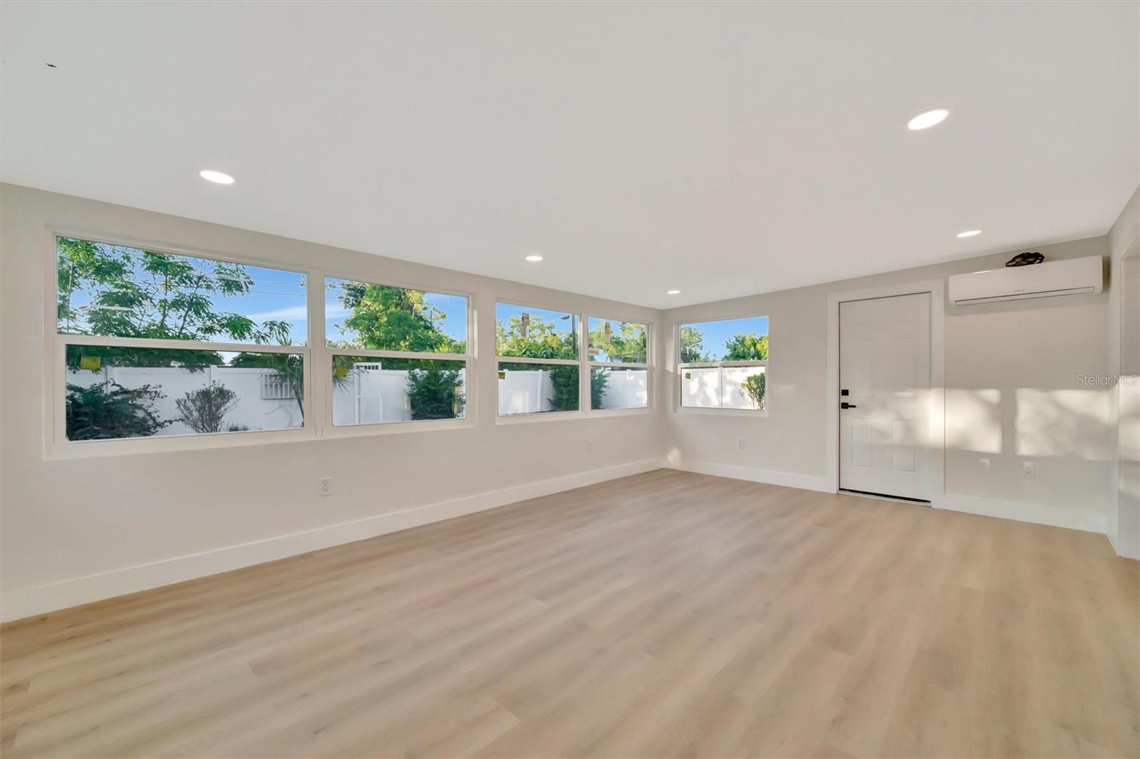 2705 SUNNYSIDE ST — photo 23