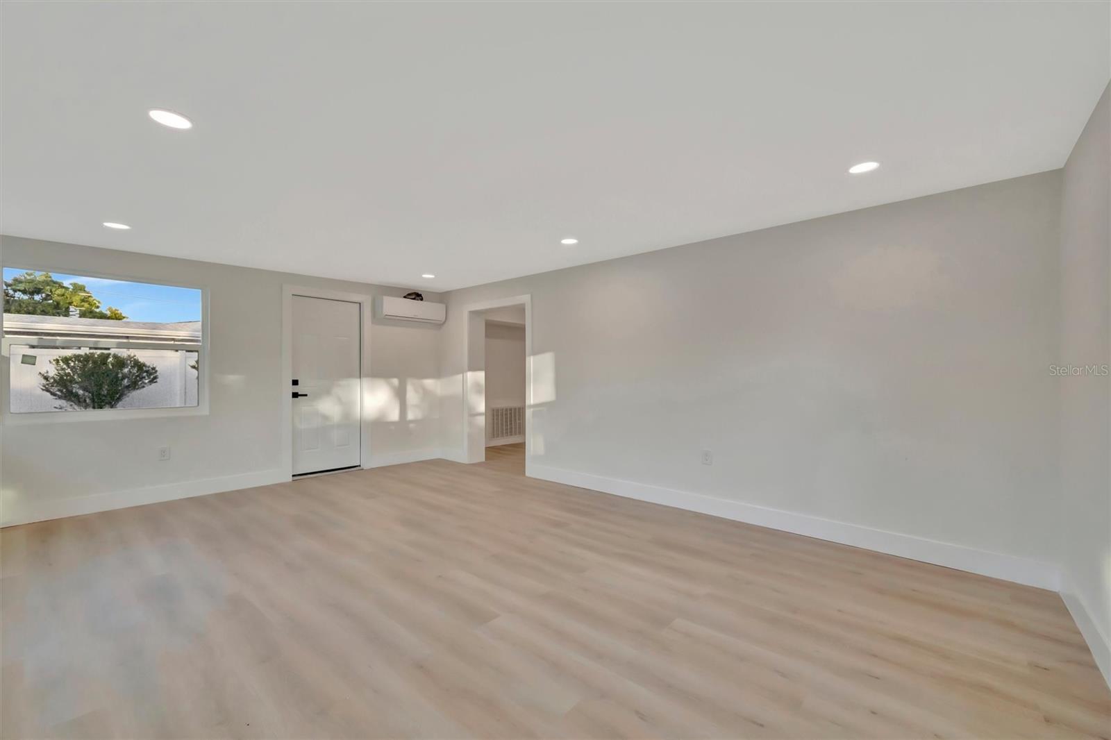 2705 SUNNYSIDE ST — photo 24