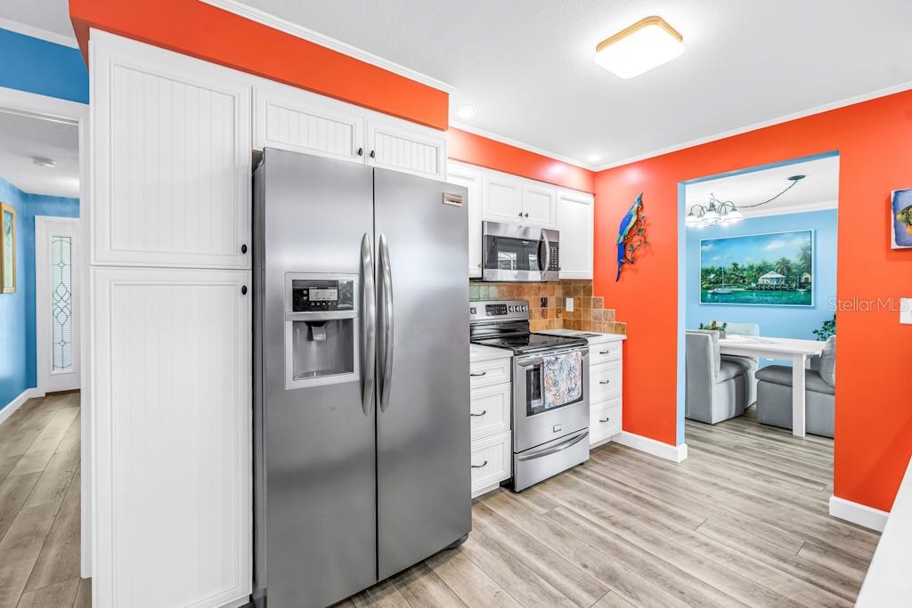 731 OBERLIN DR — photo 15