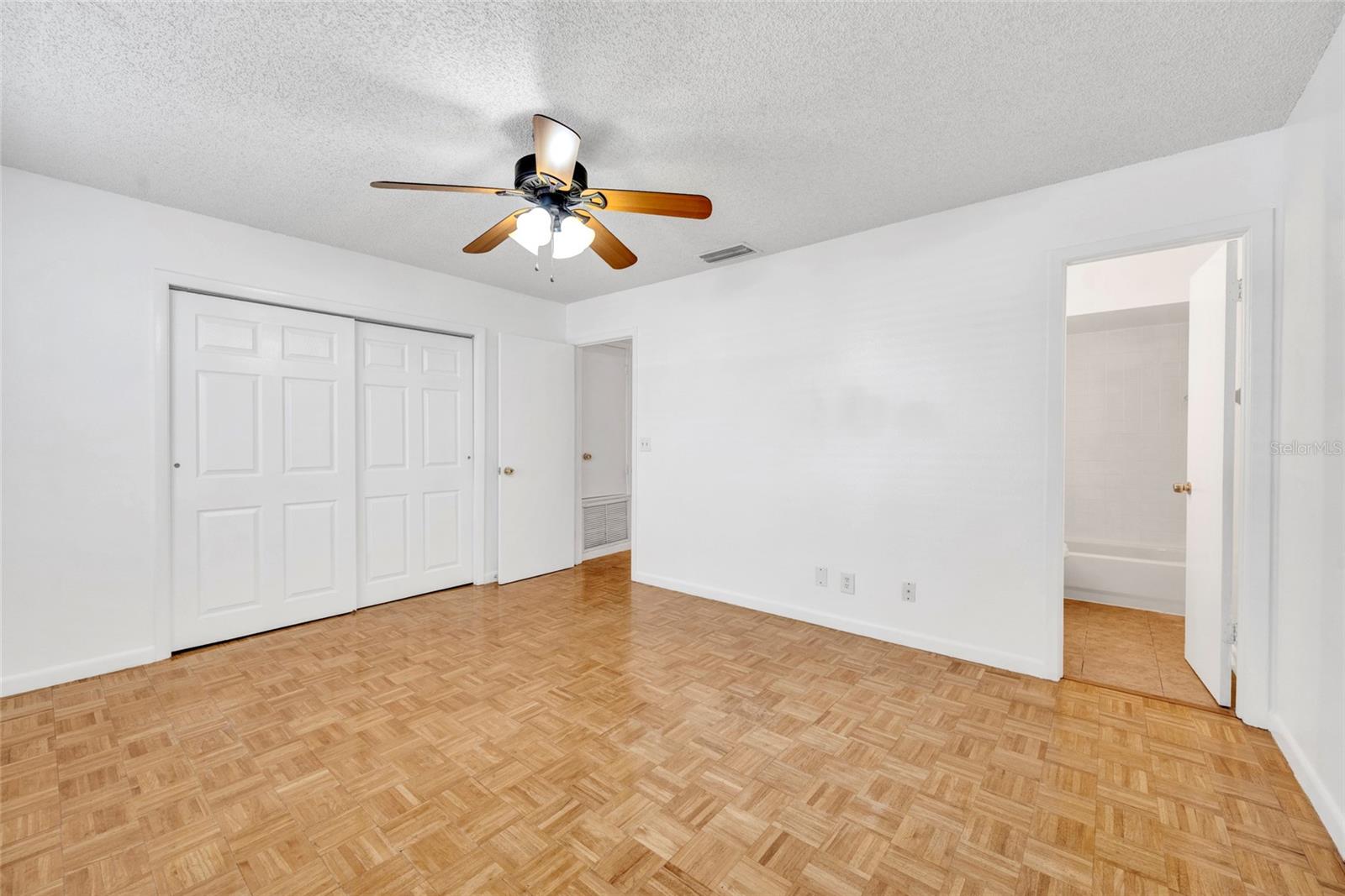13915 FLETCHERS MILL DR — photo 23
