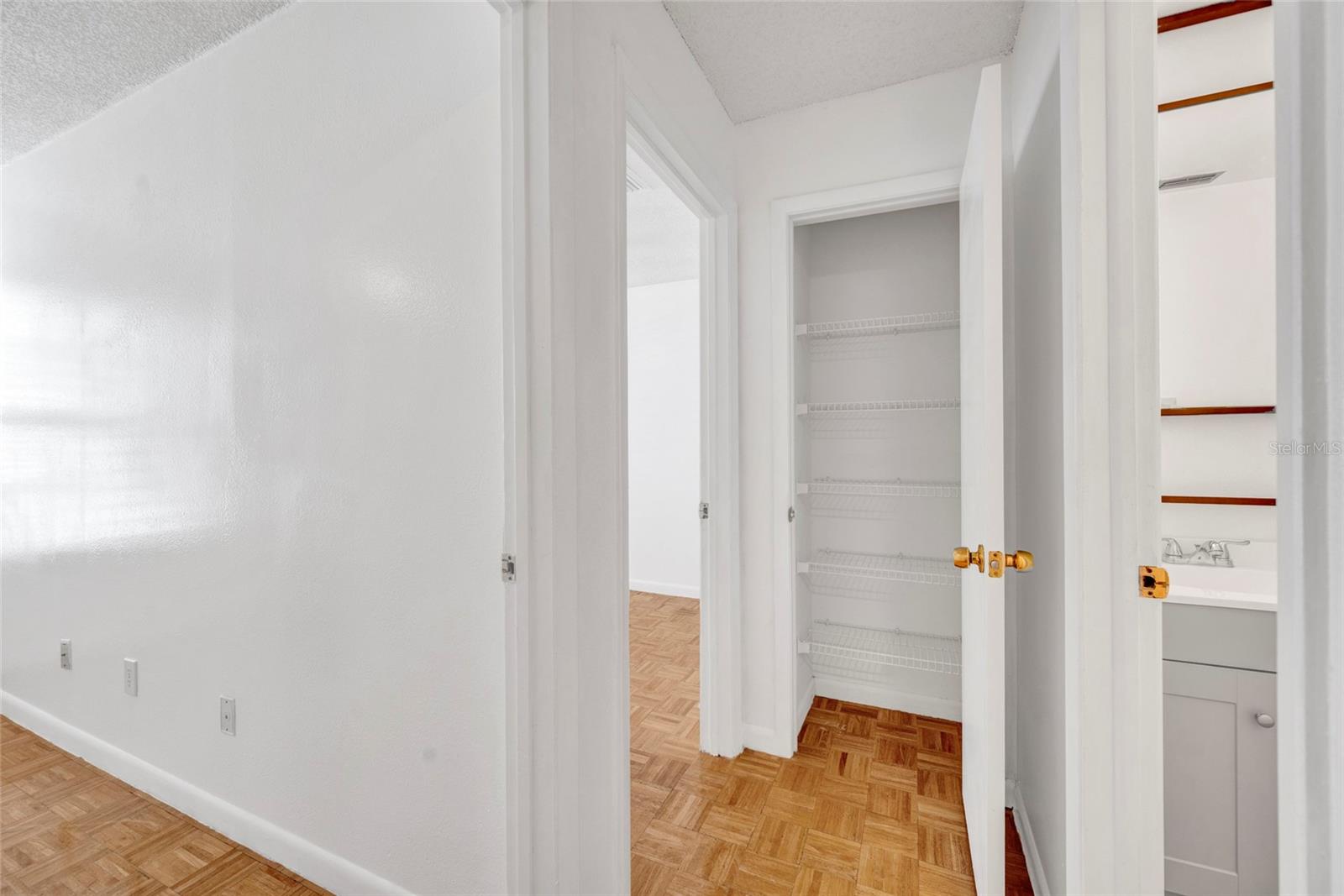13915 FLETCHERS MILL DR — photo 30